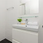 Center Grzybowska 85 With Parking By Renters *