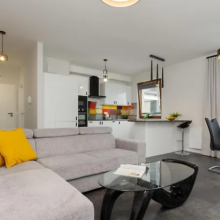 公寓 Center Grzybowska 85 With Parking By Renters *