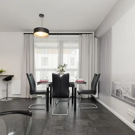 Center Grzybowska 85 With Parking By Renters *